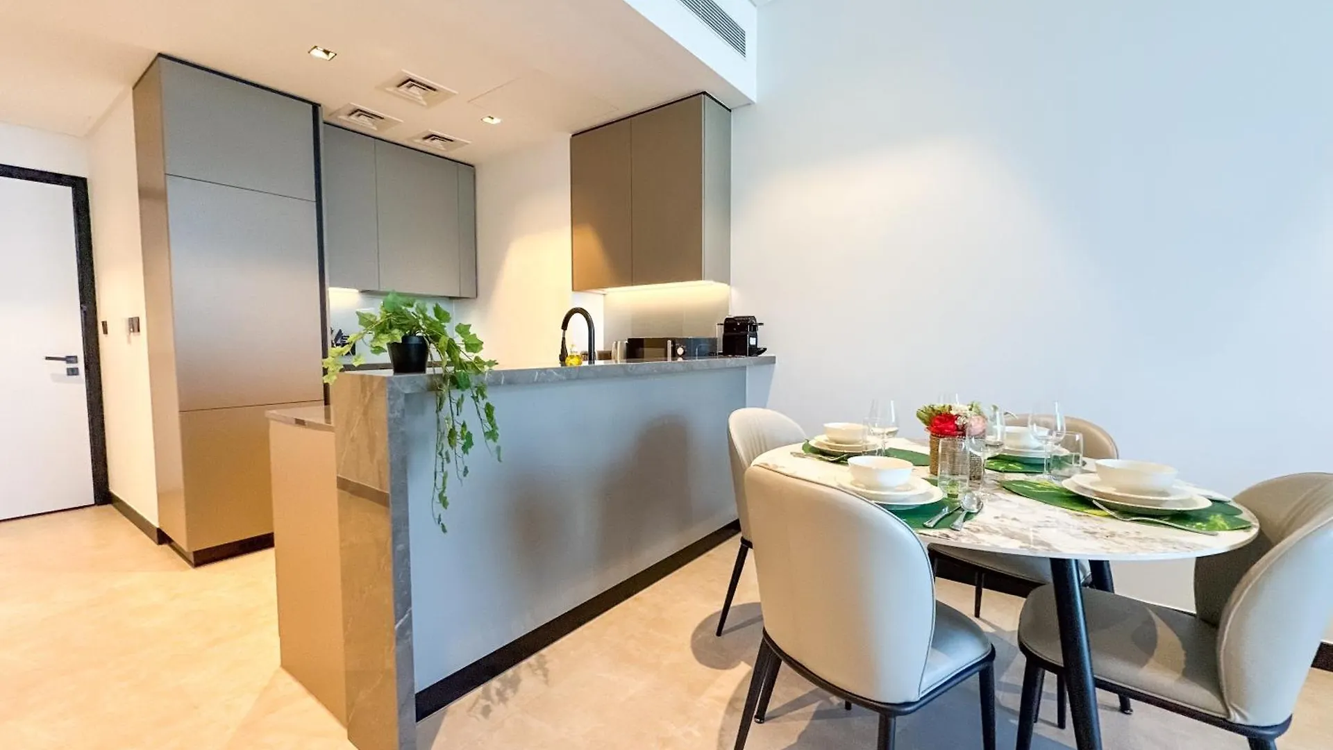 Luxury 1Br In 15 Northside Tower With Canal View 4Ab03 Dubaj Apartmán