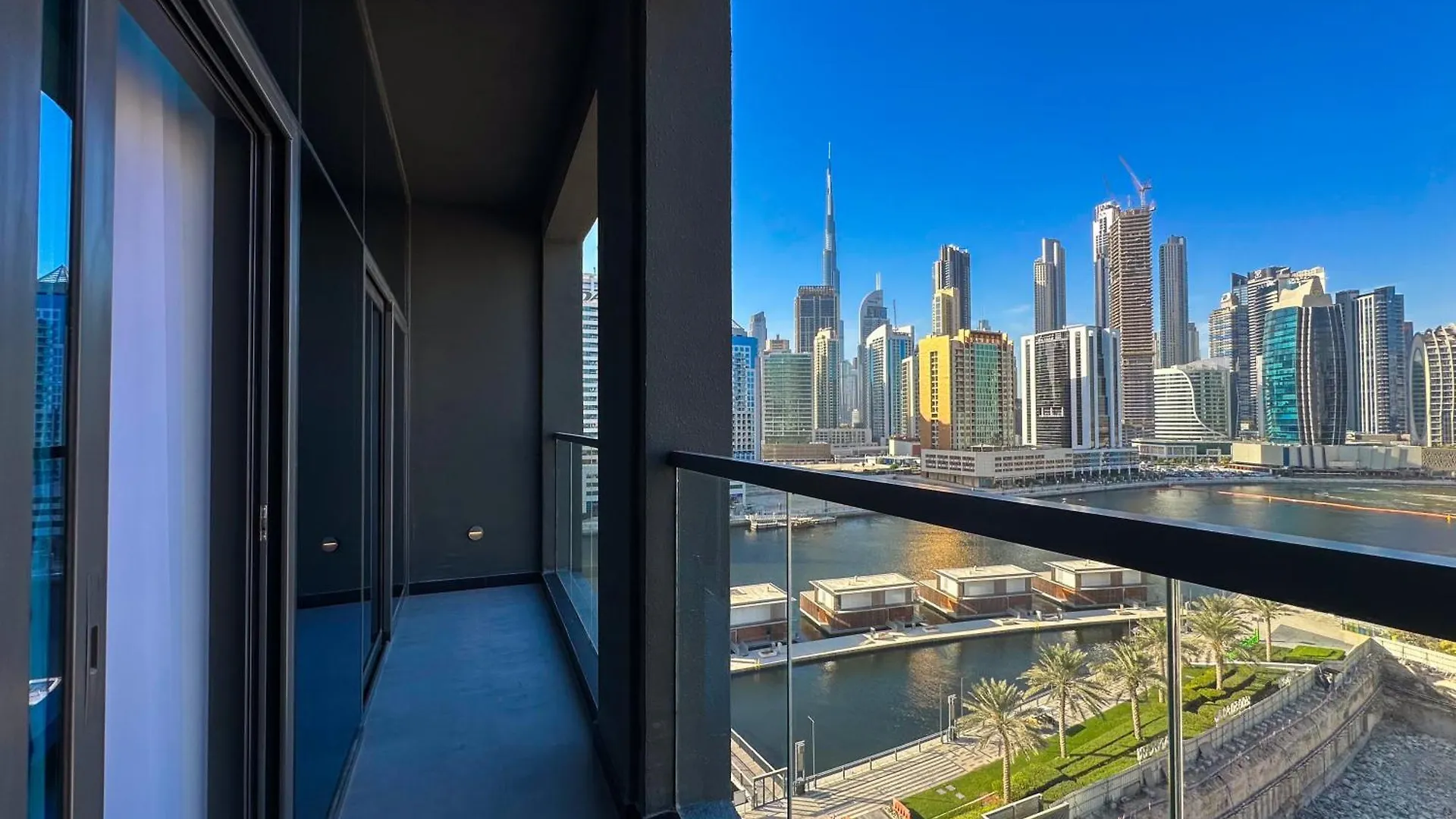 Luxury 1Br In 15 Northside Tower With Canal View 4Ab03 Dubai United Arab Emirates