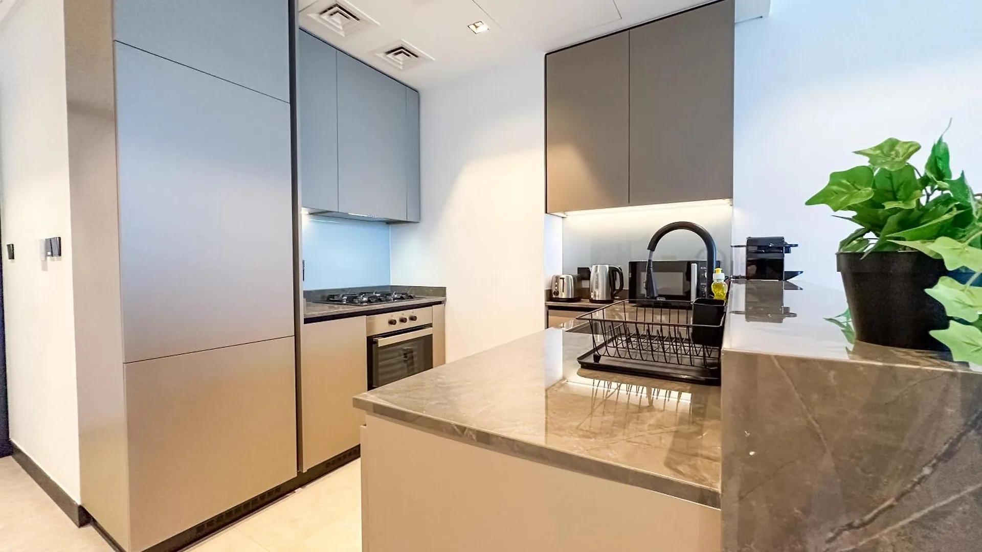 Apartment Luxury 1Br In 15 Northside Tower With Canal View 4Ab03 Dubai United Arab Emirates